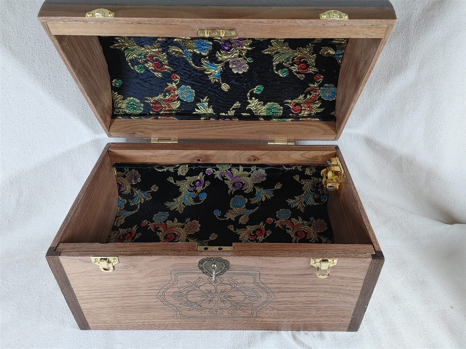 Treasure chest — handmade by QCraft